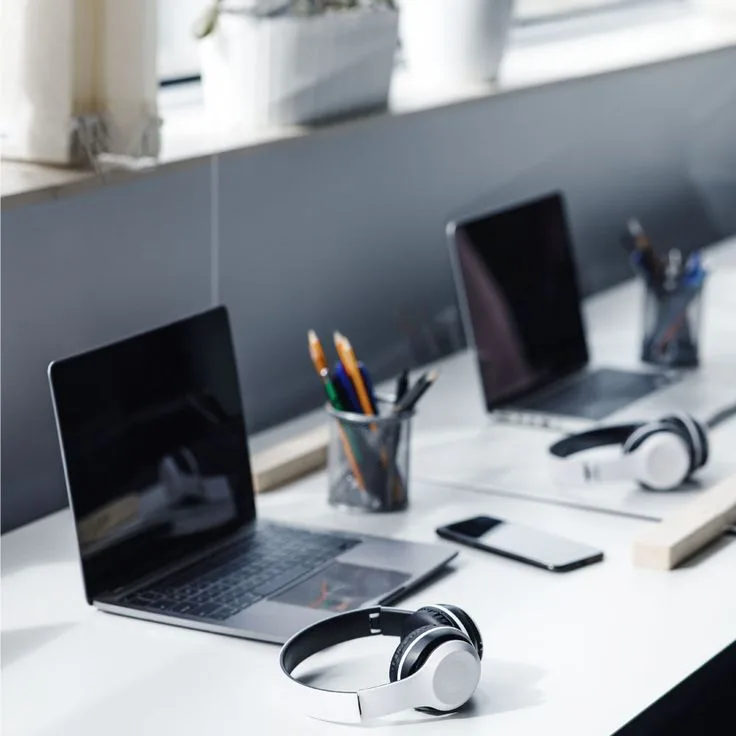 Sales support workstations ready for outbound campaigns